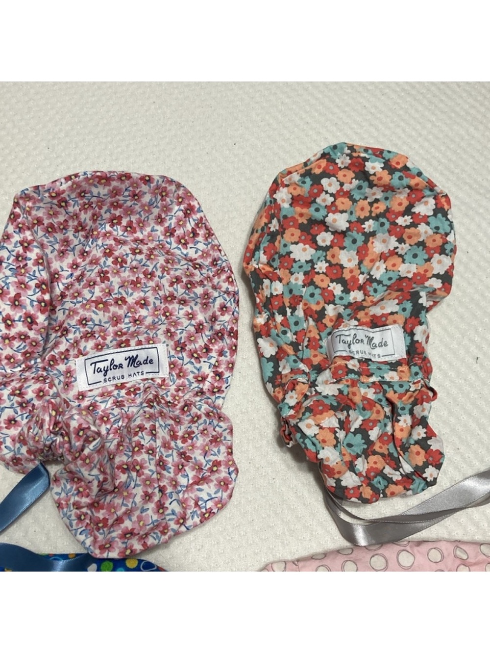 TaylorMade  Floral Scrub Caps - Pink & Orange Floral